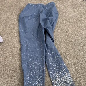 Beyond Yoga Blue and White Speckled Leggings